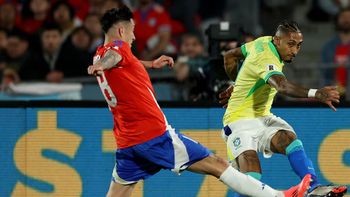 1er. tiempo entre el gol temprano de Chile y el empate final de Brasil