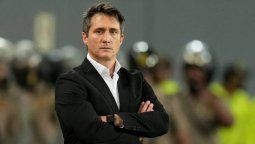 Guillermo Barros Schelotto (Vélez) y Racing