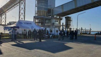 Los aceiteros levantaron el paro de los puertos exportadores