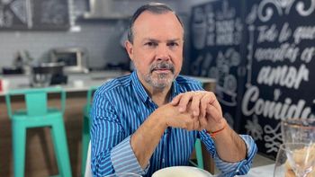 Gustavo Sylvestre, audible tachín-tachín de la Grieta que no sirve para nada. Gustavo Sylvestre, audible tachín-tachín de la Grieta que no sirve para nada.