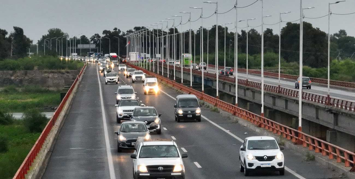 Un fideicomiso administrará la autopista Santa Fe – Rosario Un fideicomiso administrará la autopista Santa Fe – Rosario