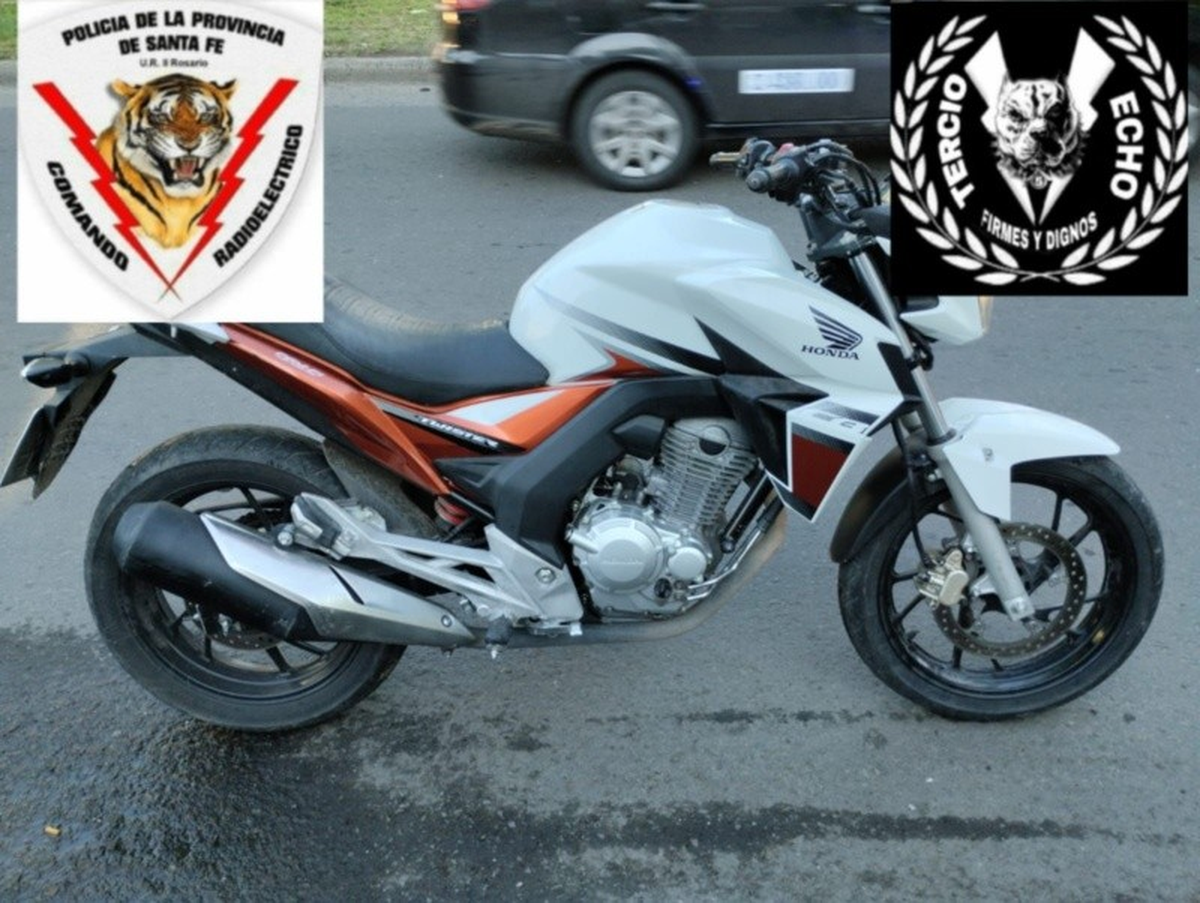 La moto secuestrada por la balacera en Rosario. La moto secuestrada por la balacera en Rosario.