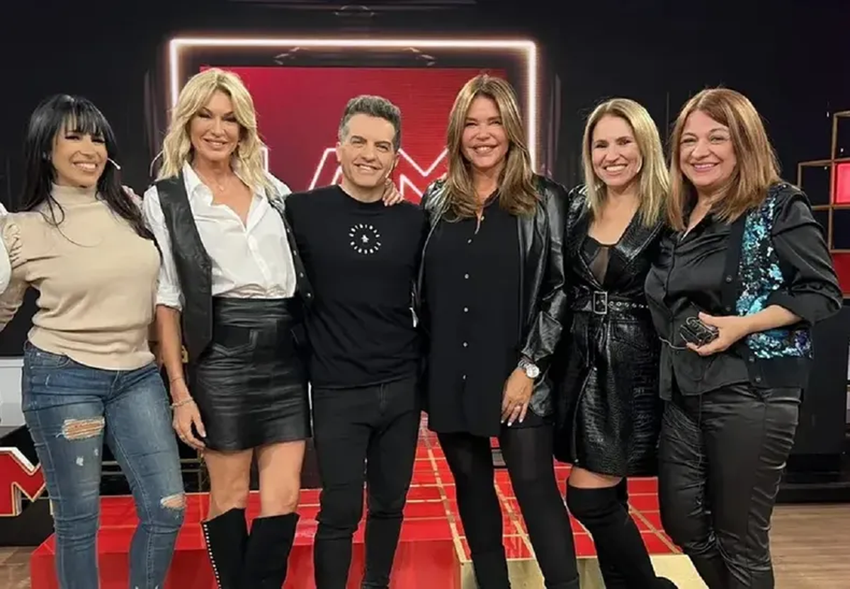 América TV hace tambalear a El Nueve y lucha por el podio. América TV hace tambalear a El Nueve y lucha por el podio.