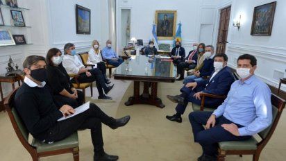Las cuarentenas en GBA incluyen countries y edificios, y lanzan programa para reactivar la economía