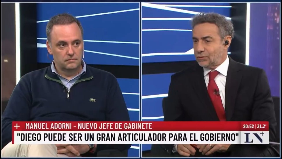 Manuel Adorni desarmó por completo a Luis Majul con un ejemplo de un jean. El momento se hizo viral en redes por un silencio incómodo y un zoom perfecto que volvió meme al periodista. Manuel Adorni desarmó por completo a Luis Majul con un ejemplo de un jean. El momento se hizo viral en redes por un silencio incómodo y un zoom perfecto que volvió meme al periodista.