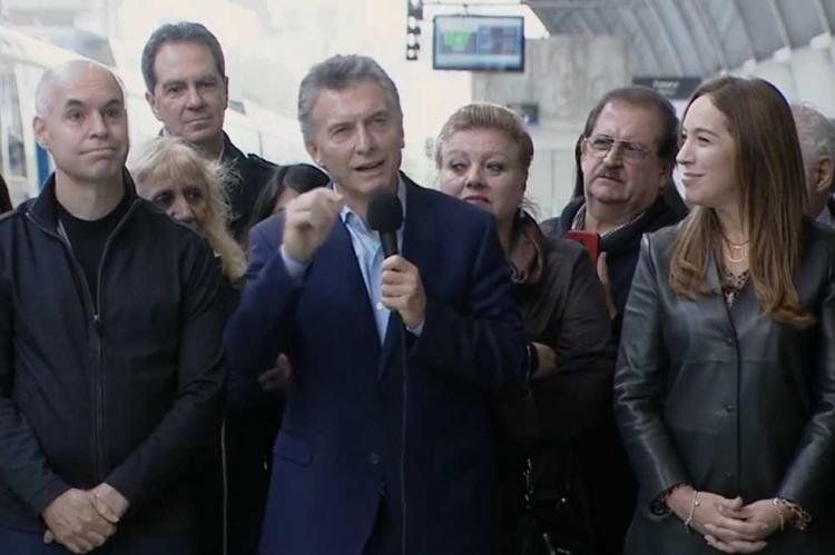 macri vidal larreta viaducto.jpg