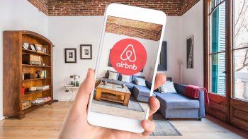 El fin del hotel tradicional: La agresiva jugada con la que Airbnb cambia todo