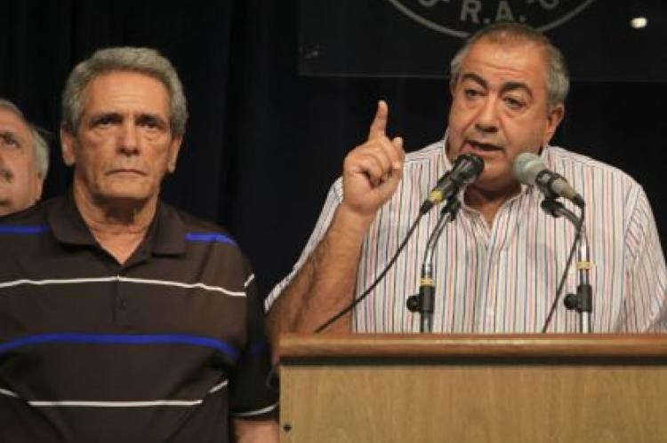 Acuña junto a Daer,