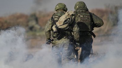 Rusia prepara ejercicio militar y llegan soldados de China