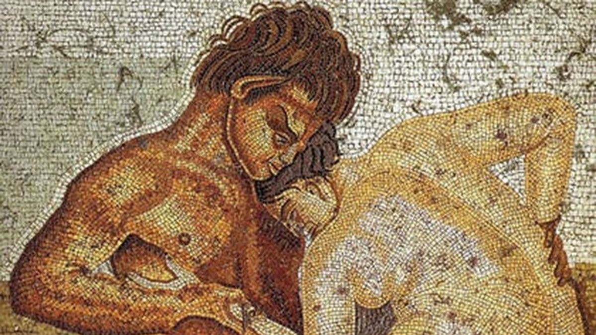 El sexo oral no es del agrado de todos y, aunque es universal, las actitudes hacia él han variado a lo largo de las épocas y las civilizaciones. Pintura mural de un sátiro y una ninfa en un dormitorio de la Casa del Fauno. Foto: Crédito: uso Archeologico Nazionale (Nápoles), inv. nr. 27707. El sexo oral no es del agrado de todos y, aunque es universal, las actitudes hacia él han variado a lo largo de las épocas y las civilizaciones. Pintura mural de un sátiro y una ninfa en un dormitorio de la Casa del Fauno. Foto: Crédito: uso Archeologico Nazionale (Nápoles), inv. nr. 27707.