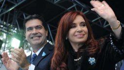 altText(Cristina vuelve a 'plantar' a Capitanich)}