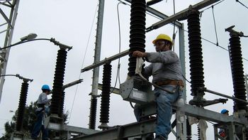 33 años de Transener: De Pérez Companc / Enron a Genneia / Edison