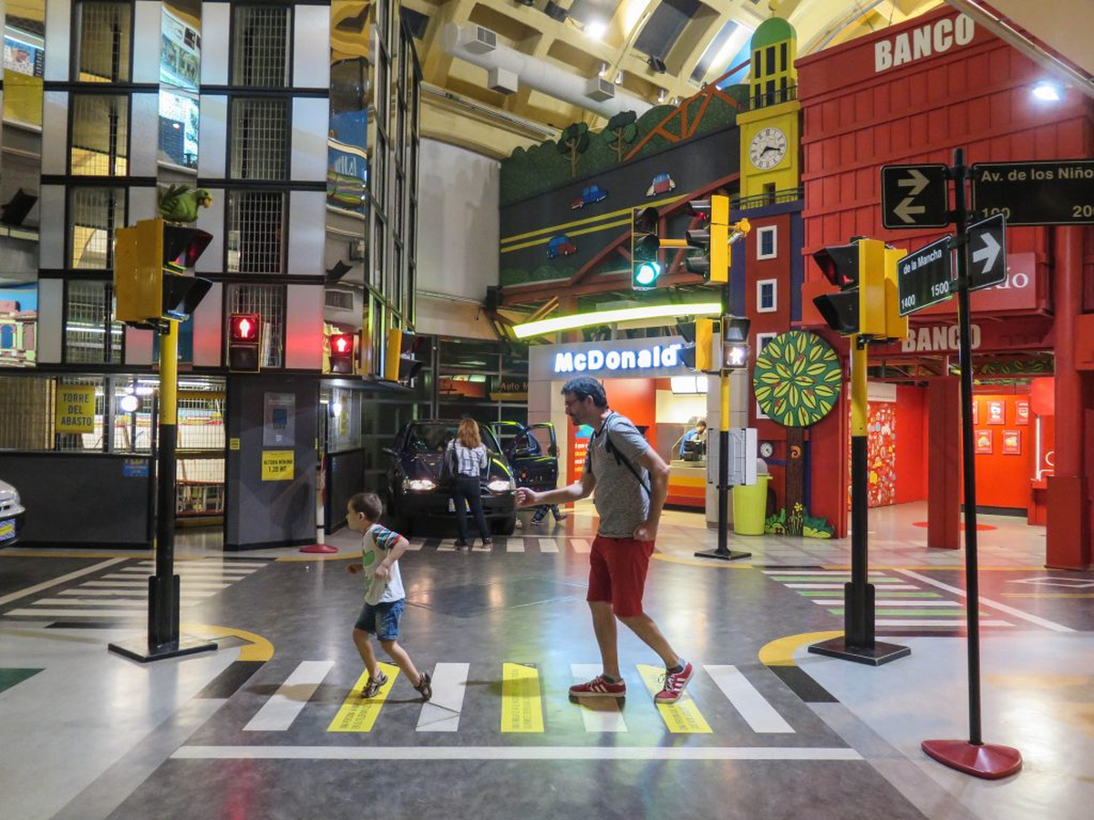 Hay miles de juegos para compartir entre adultos y chicos de todas las edades.