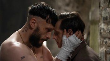 Una miniserie que promete explotar todo. Una miniserie que promete explotar todo.