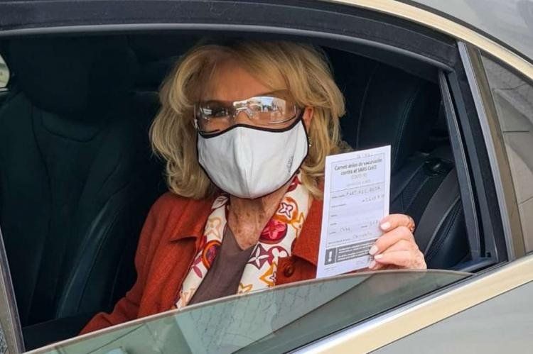 Mirtha Legrand se aplicó la vacuna.