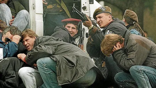 Italia investiga safaris humanos de multimillonarios en Sarajevo Italia investiga safaris humanos de multimillonarios en Sarajevo