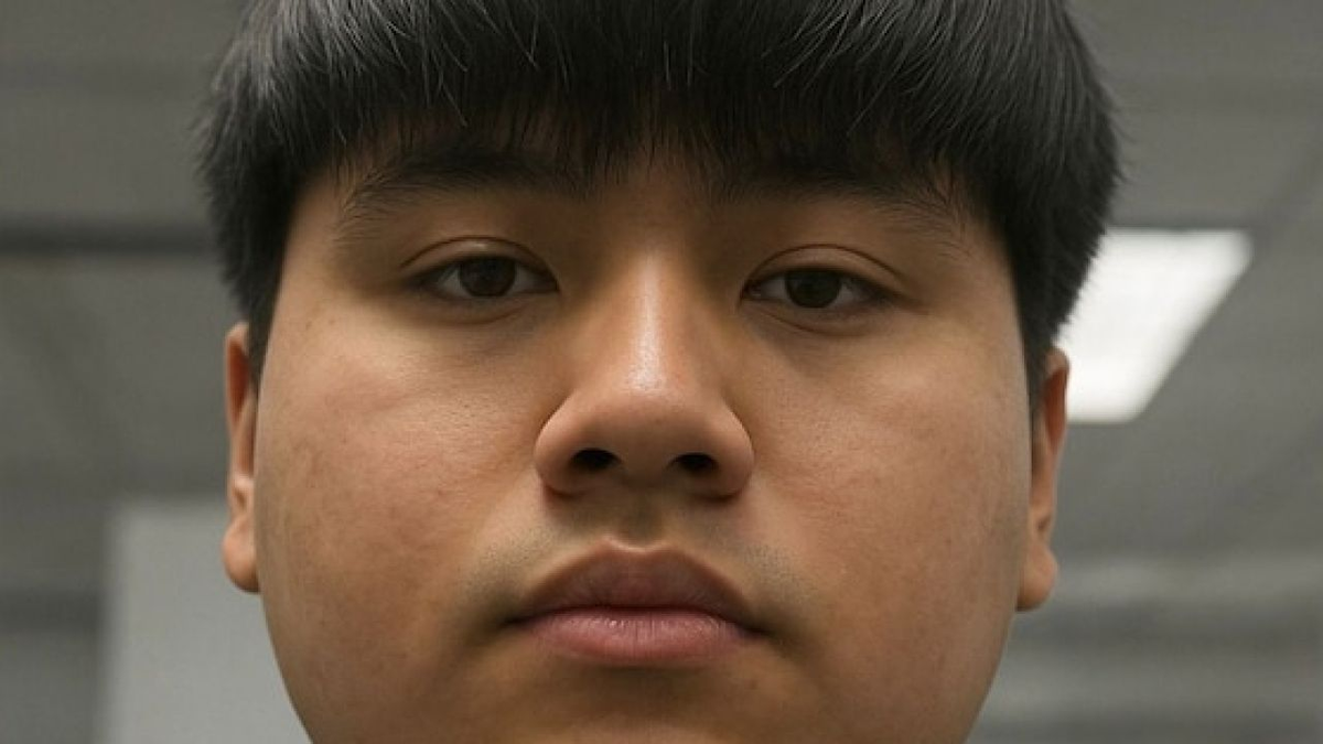 "Tenemos a Pequeño J en el lugar del hecho", manifestó a la prensa, el fiscal en lo criminal de La Matanza, Adrián Arribas "Tenemos a Pequeño J en el lugar del hecho", manifestó a la prensa, el fiscal en lo criminal de La Matanza, Adrián Arribas