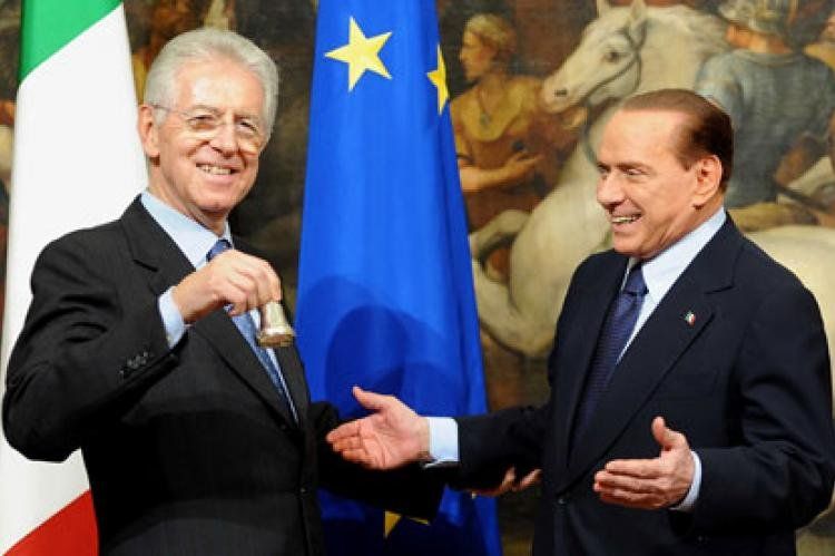 Mario Monti y Silvio Berlusconi.