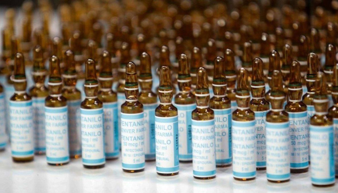 Los lotes de fentanilo contaminado se distribuyeron en todo el país. Los lotes de fentanilo contaminado se distribuyeron en todo el país. 