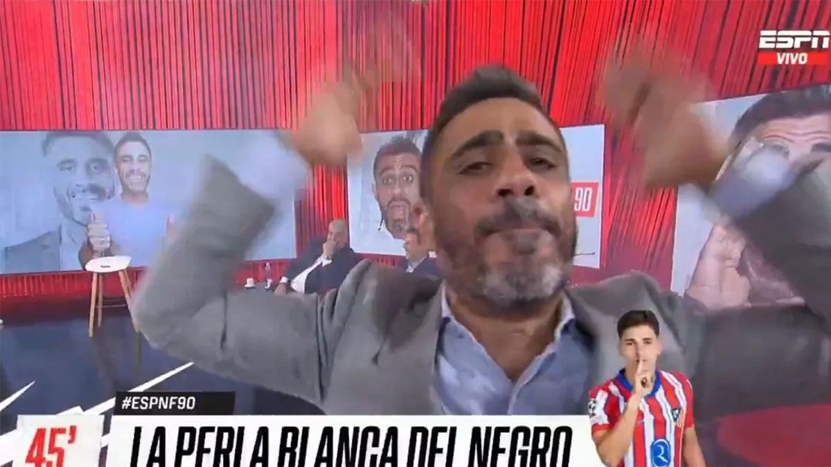 FedericoBulos protagonizó una verdadera “panquequeada”en el programa ESPN F90 tras calificar de “sobrevalorado”a Julián Álvarez y pasó a alabarlo en vivo.
