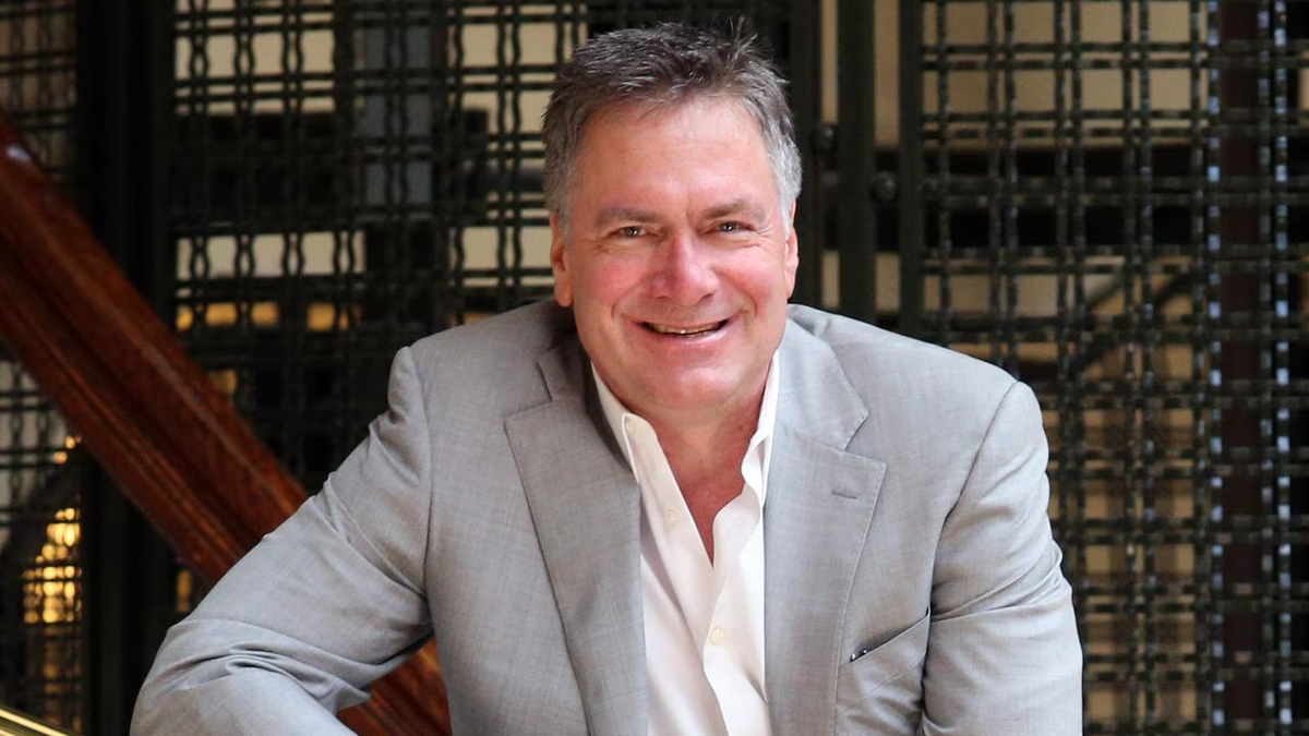Brett Blundy, el empresario australiano multimillonario acusado de espionaje industrial por Victoria's Secret. Brett Blundy, el empresario australiano multimillonario acusado de espionaje industrial por Victoria's Secret.