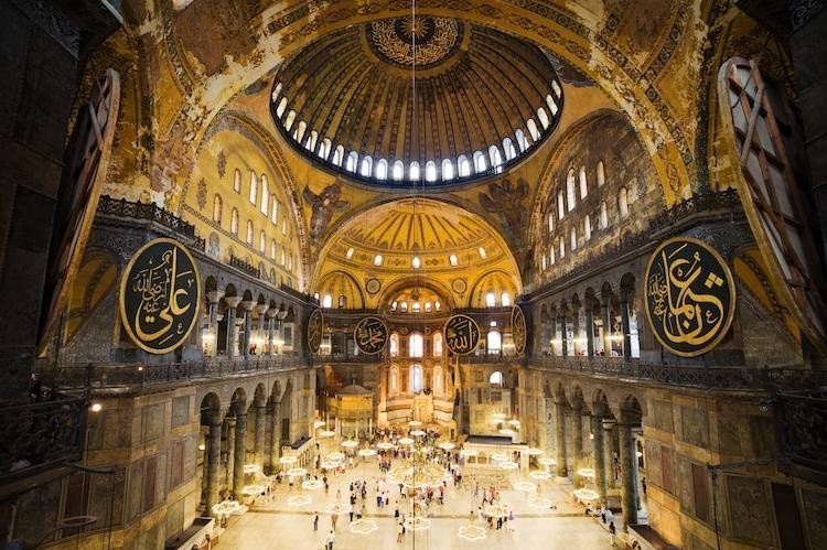 Santa Sofía, uno de los íconos de Estambul, hoy con entrada paga y en el centro del debate por el encarecimiento del turismo en la ciudad. Santa Sofía, uno de los íconos de Estambul, hoy con entrada paga y en el centro del debate por el encarecimiento del turismo en la ciudad.