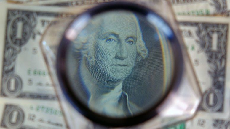 La tranquilidad del FDT no se sostiene: El que apostó al dólar, ganó