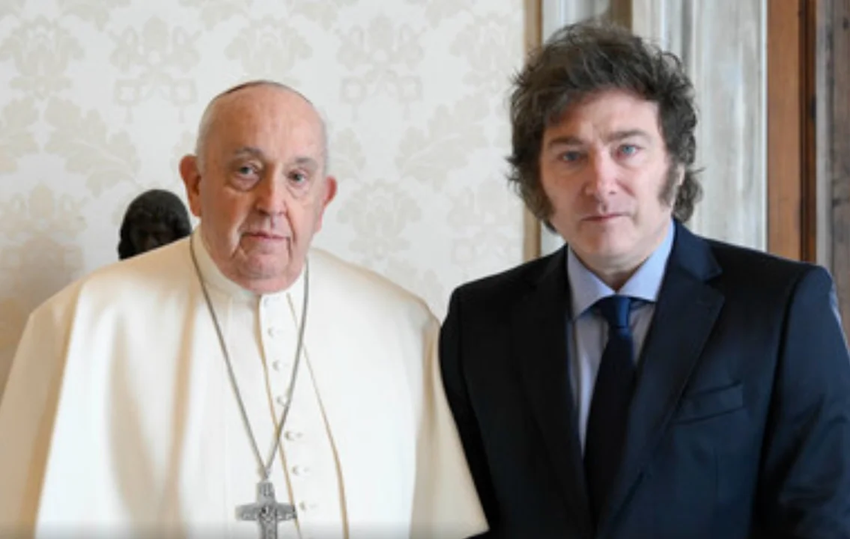Hoy ambos mandatarios, el Papa Francisco y Javier Milei, están separados por sus propias palabras 