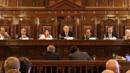 altText(Fallo supremo, versión oficialista: No es un revés, es la maldita 