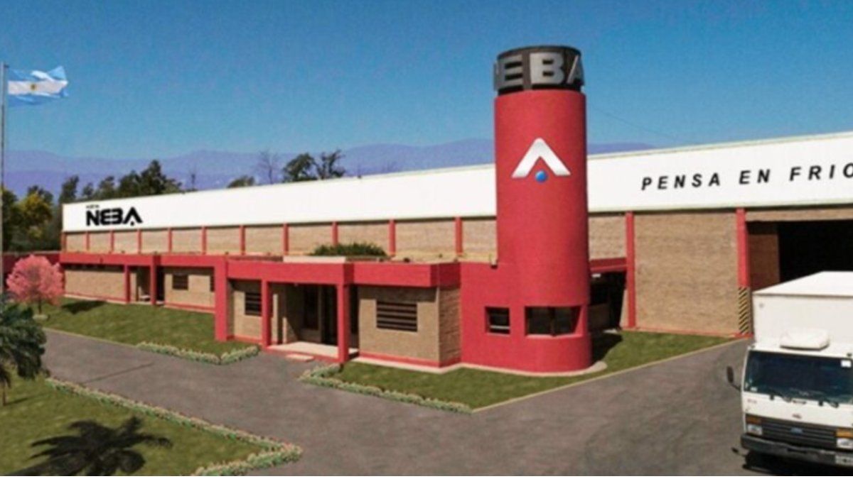 Industria en crisis: La fábrica de heladeras Neba anunció el cierre de su planta en Catamarca.