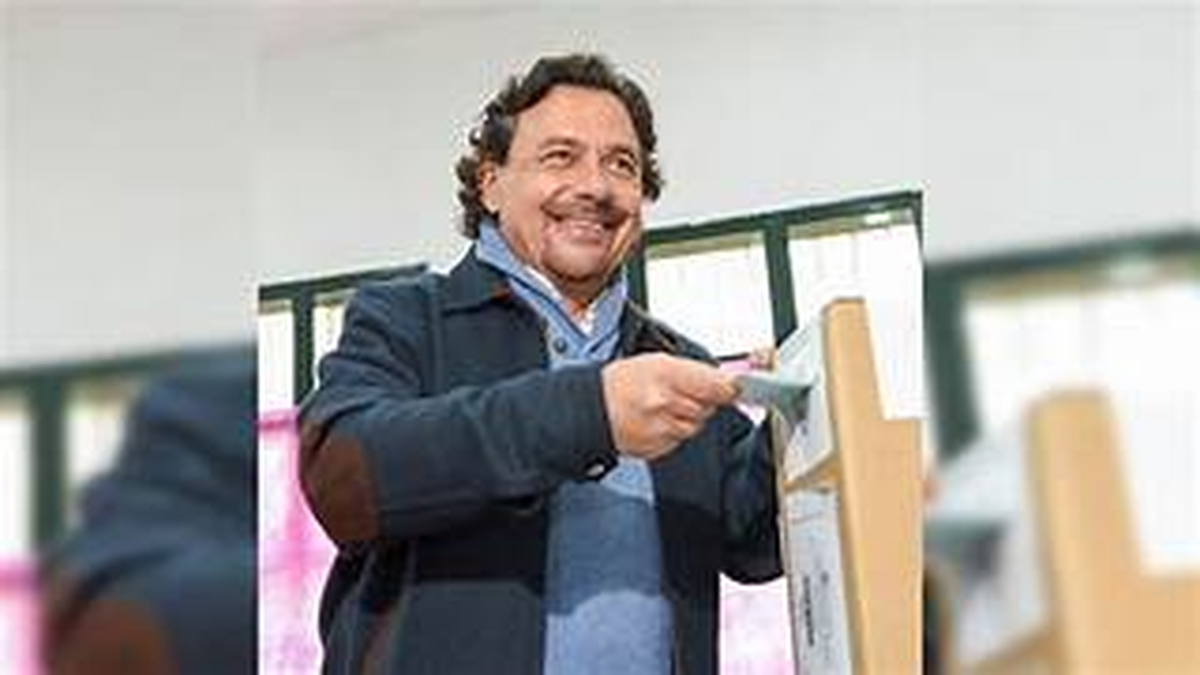 Gustavo Sáenz, gobernador de Salta Gustavo Sáenz, gobernador de Salta