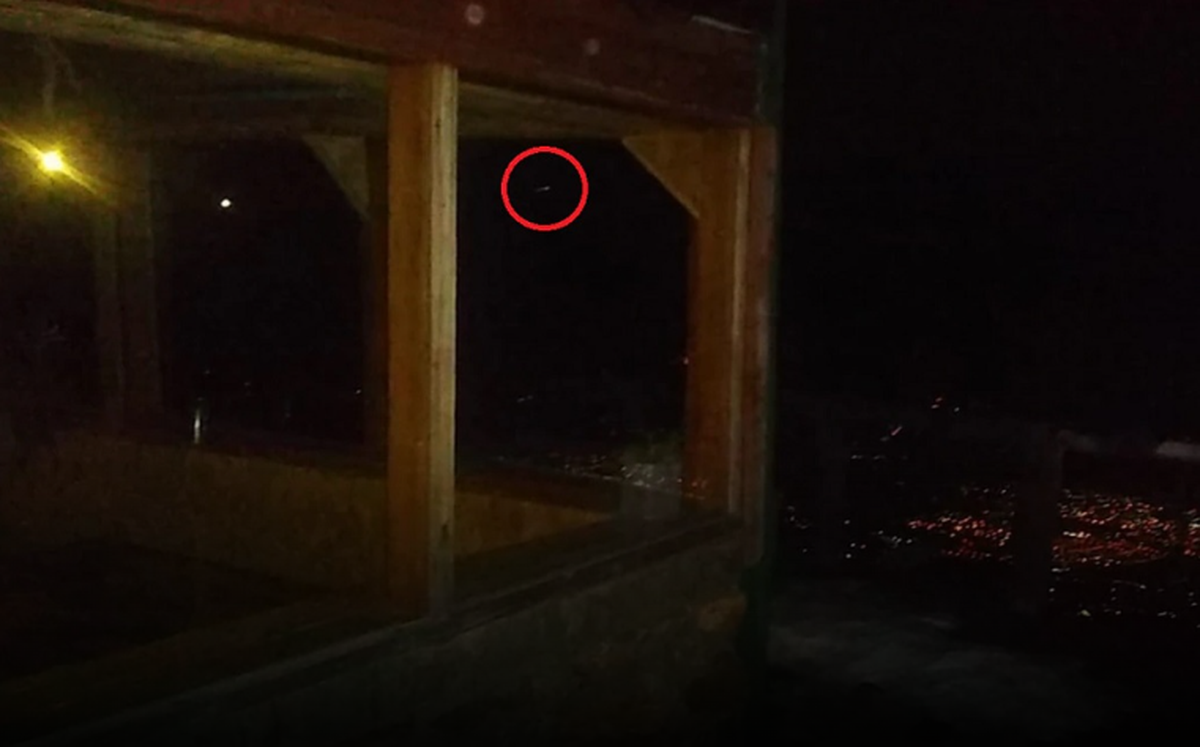 Las luces que observaron varios vecinos de 'El Bolsón' revivieron la teoría sobre la pista de aterrizaje de ovnis sobre los cerros.