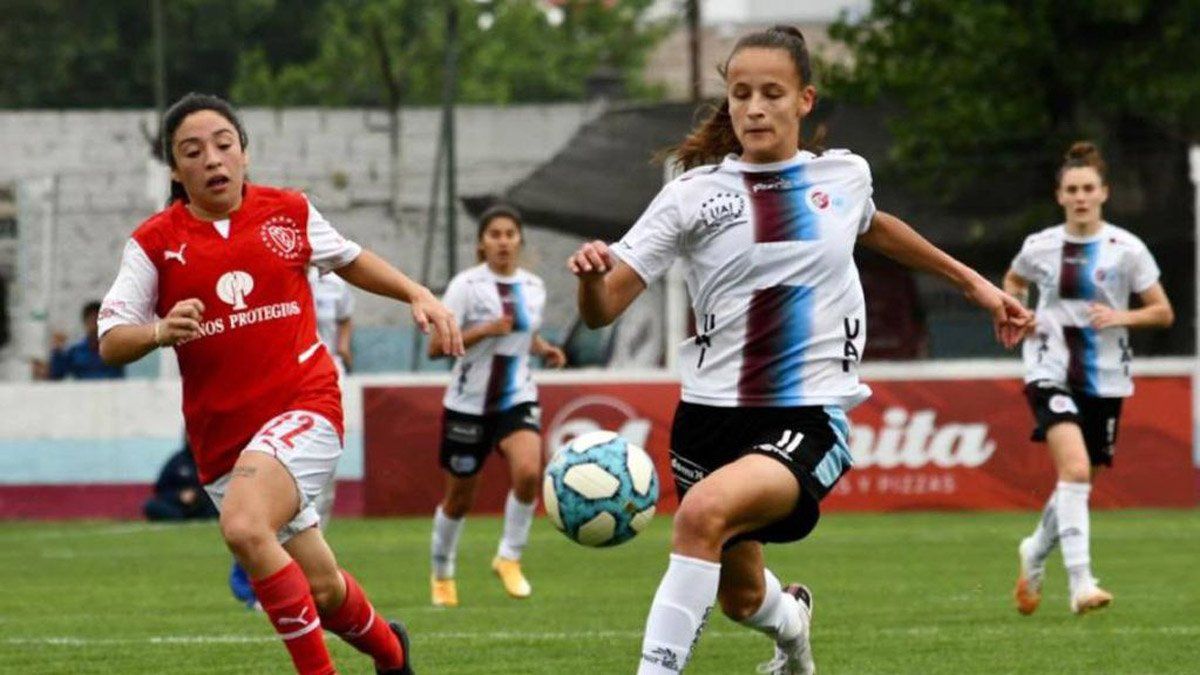 UAI Urquiza, el más cordobés de los clubes profesionales del fútbol femenino