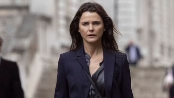 En 6 capítulos, Netflix cautivó a su audiencia con una miniserie que mezcla política y drama. Enorme expectativa por su segunda temporada en octubre. En 6 capítulos, Netflix cautivó a su audiencia con una miniserie que mezcla política y drama. Enorme expectativa por su segunda temporada en octubre.