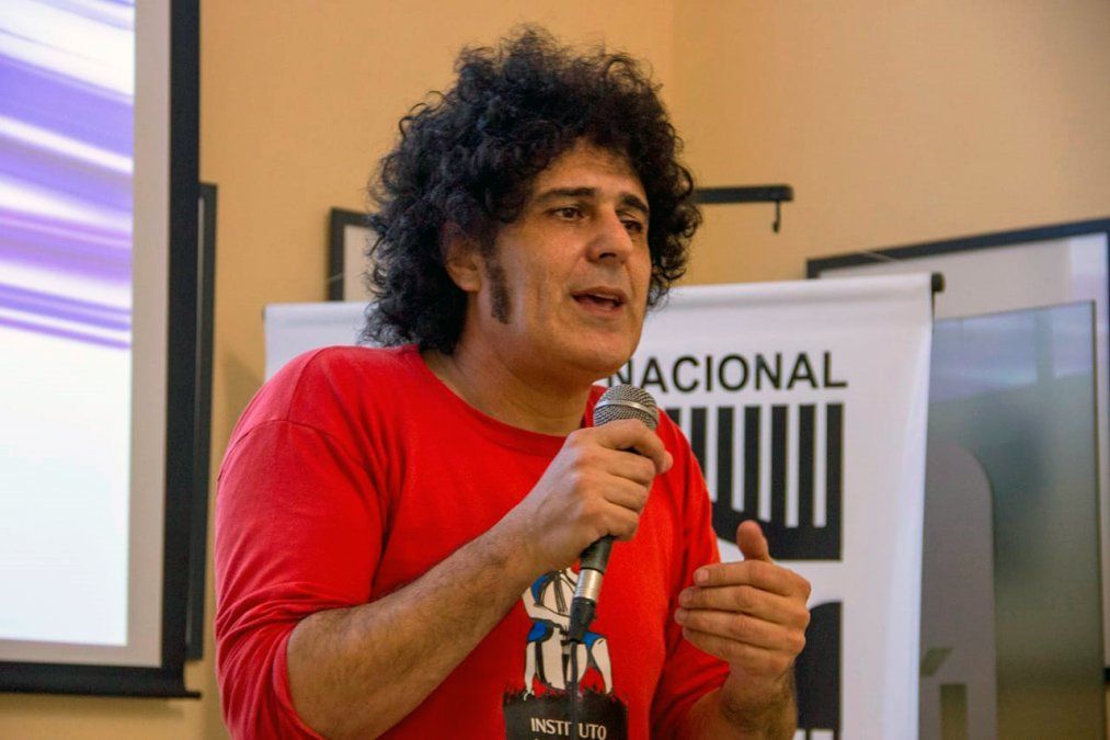 Diego Boris, ex presidente del Inamu, habló en el Congreso Nacional contra la Ley Ómnibus.