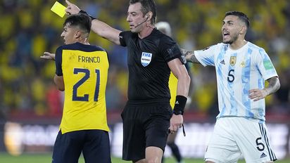 Opaca la Scaloneta, el empate del VAR y chau Chile