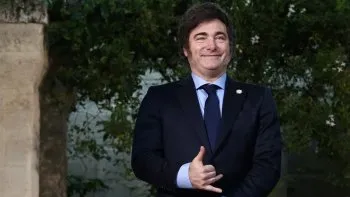 Los ojos en Venezuela tapan a la Argentina: Respira Javier Milei