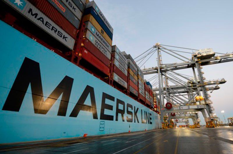 El grupo Maersk, que concentra el 20% del tráfico mundial de contenedores, vía Meridian, intenta coprotagonizar el negocio local de remolcadores.