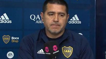 Juan Román Riquelme saboreó la caída del Aldosivi de Palermo