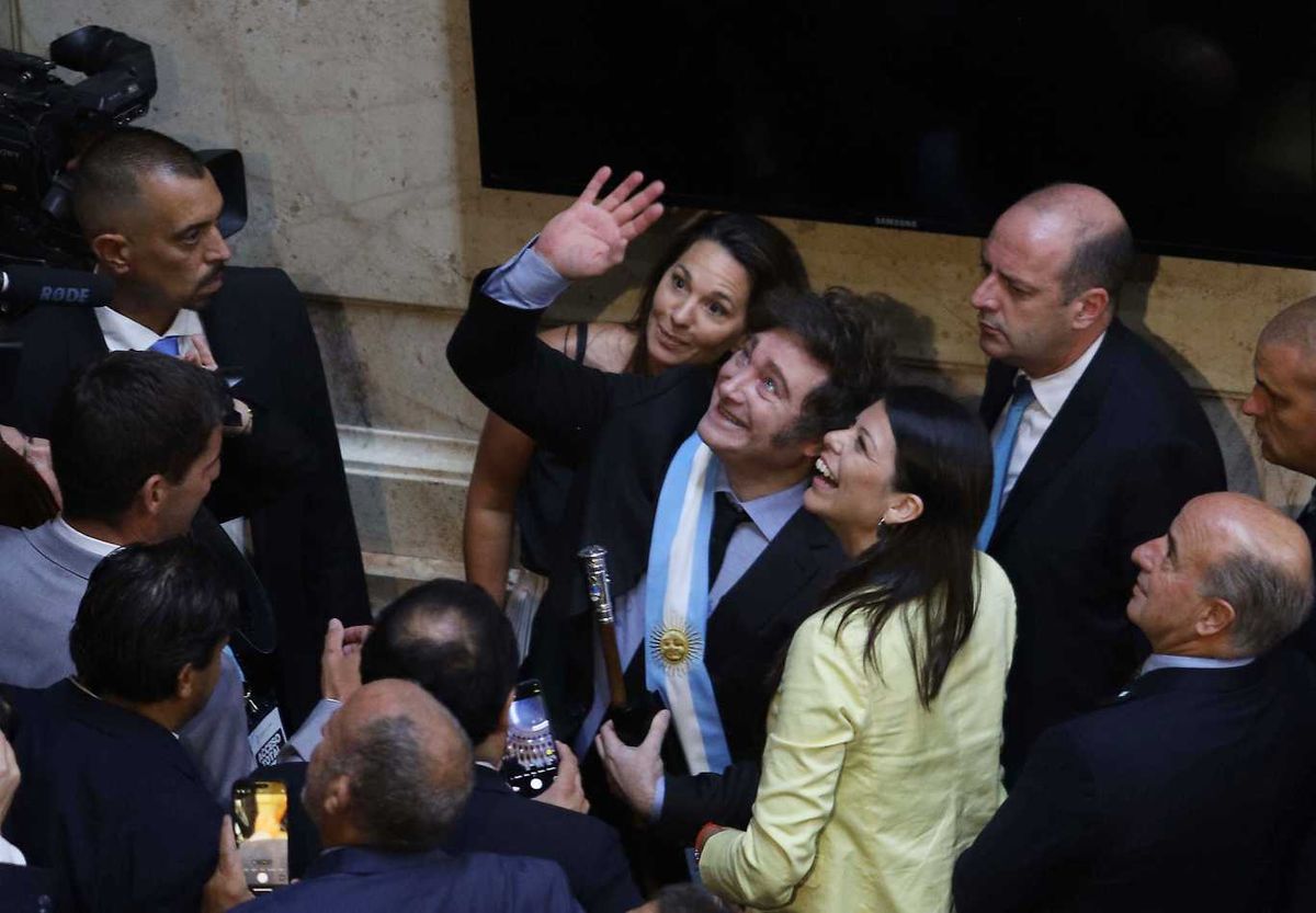 Javier Milei y otros argentinos de bien.