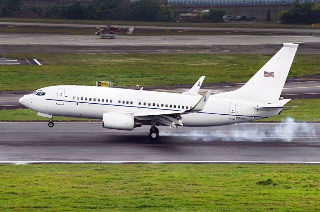 El Boeing C-40 Clipper de la Fuerza Aérea de los Estados Unidos que aterrizó en Aeroparque.