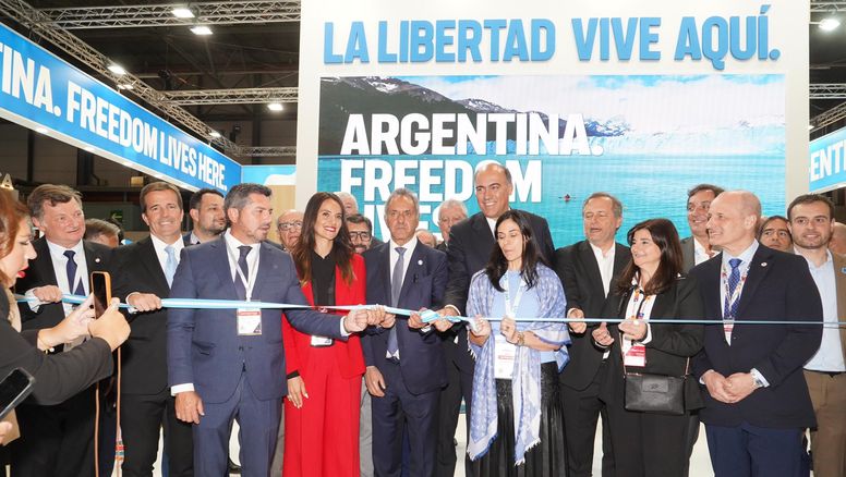 Con Daniel Scioli al frente y pese al clima de luto, Argentina apuesta fuerte en Fitur
