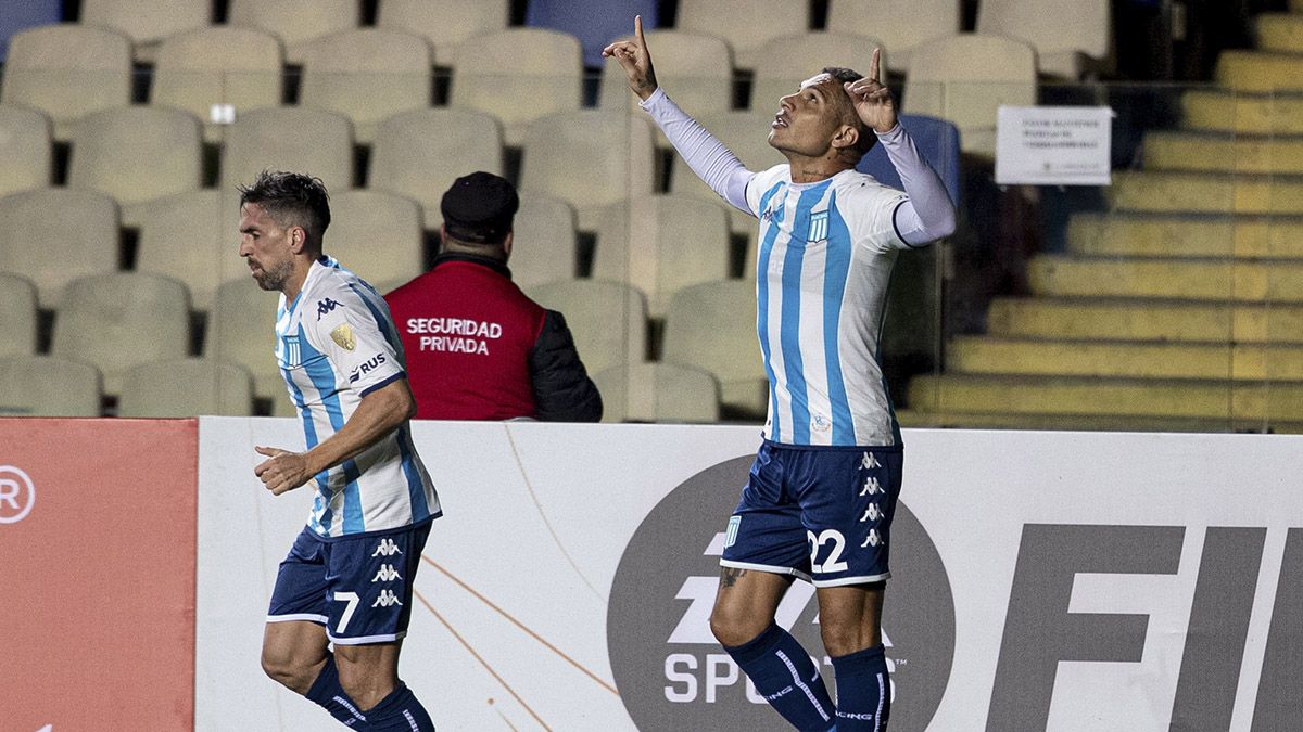 Racing debutó con la Libertadores con una victoria frente a Ñublense 0-2 con un golazo de Matías Rojas de 70 metros aunque Patronato tropezó en el debut. (Foto: Noticias Argentinas/CONMEBOL)