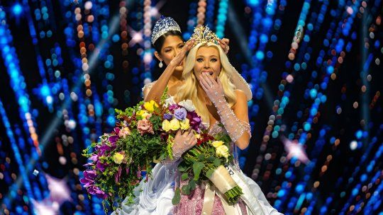 Conflicto en Miss Universo amenaza la coronación. Conflicto en Miss Universo amenaza la coronación.