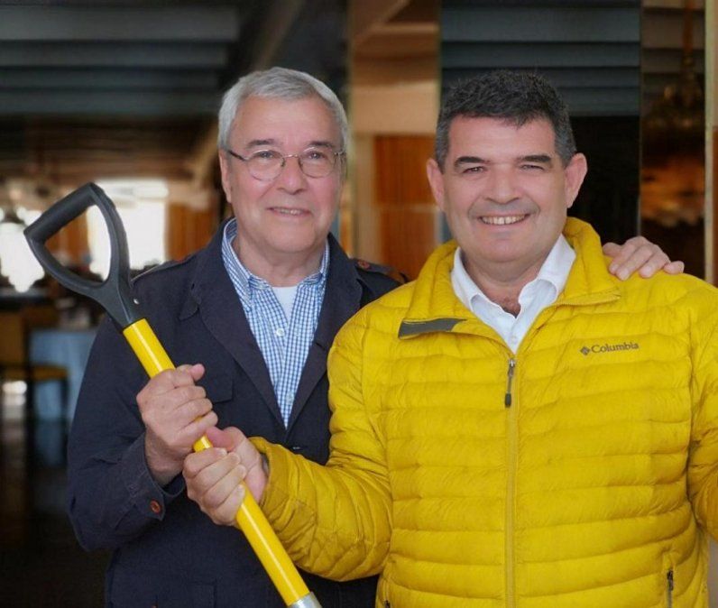 Olmedo eligió a El Tata Yofre como su aliado, de resultar ganador en las presidenciales Yofre será vicepresidente. Foto: Web