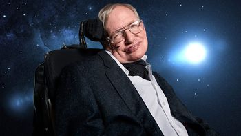 Una de las mentes más brillantes del último siglo, Stephen Hawking nos ayudó a explorar el universo mientras él enfrentaba su mayor enemigo: la ELA. Una de las mentes más brillantes del último siglo, Stephen Hawking nos ayudó a explorar el universo mientras él enfrentaba su mayor enemigo: la ELA.