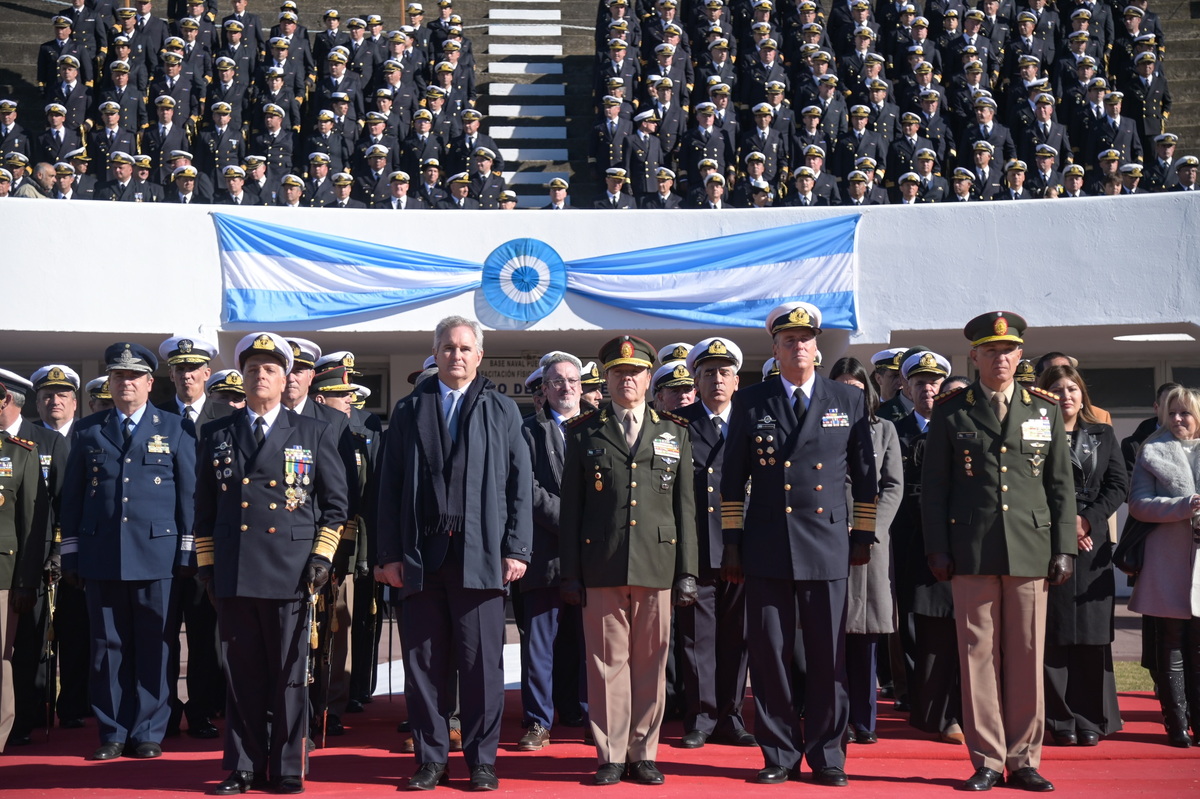 El acto oficial de la Armada Argentina este domingo 17/5. El acto oficial de la Armada Argentina este domingo 17/5.