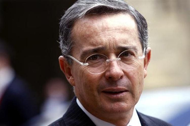 Álvaro Uribe Vélez.