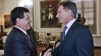 Paraguay conmocionado por la denuncia sobre Horacio Cartes, amigo personal de Mauricio Macri. Paraguay conmocionado por la denuncia sobre Horacio Cartes, amigo personal de Mauricio Macri.