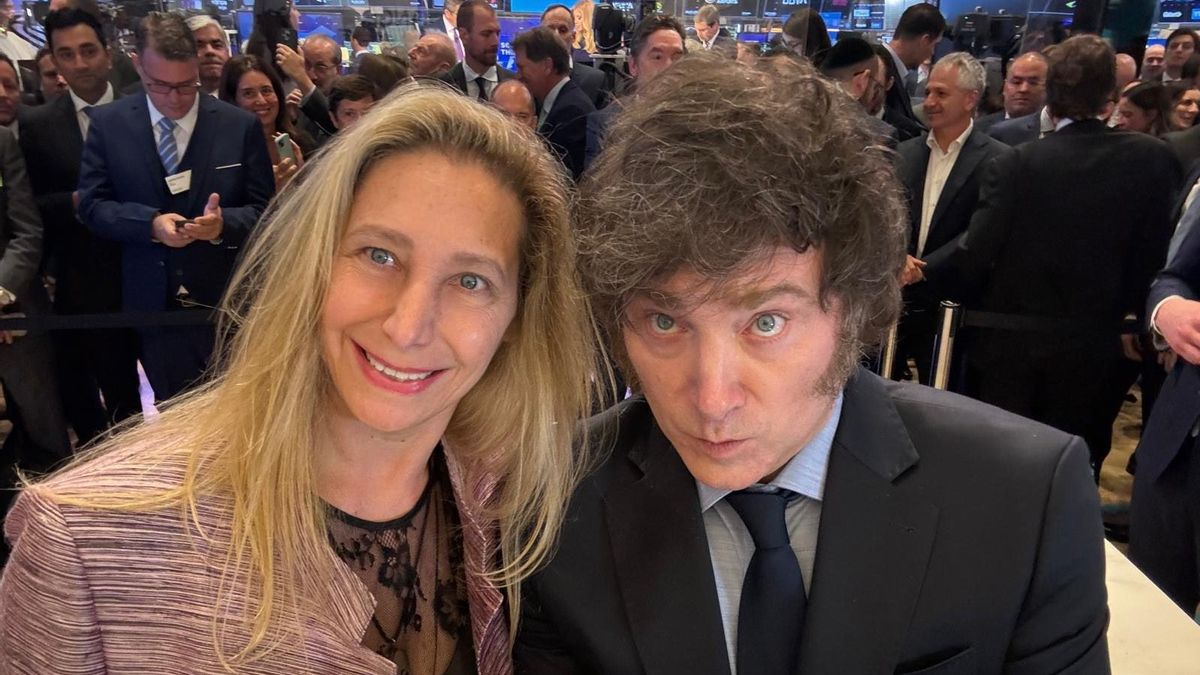 Los hermanos Milei se aprestan a una relación meramente transaccional con la oposición, desterrando la idea de un "armado coalicional" que rondaba antes de octubre. El foco está puesto en capitalizar la legitimidad renovada tras las elecciones legislativas. Los hermanos Milei se aprestan a una relación meramente transaccional con la oposición, desterrando la idea de un "armado coalicional" que rondaba antes de octubre. El foco está puesto en capitalizar la legitimidad renovada tras las elecciones legislativas.